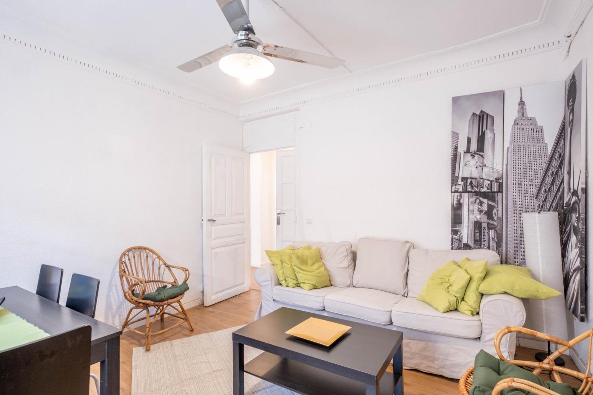 Apartamentos Coso Zaragoza Luaran gambar