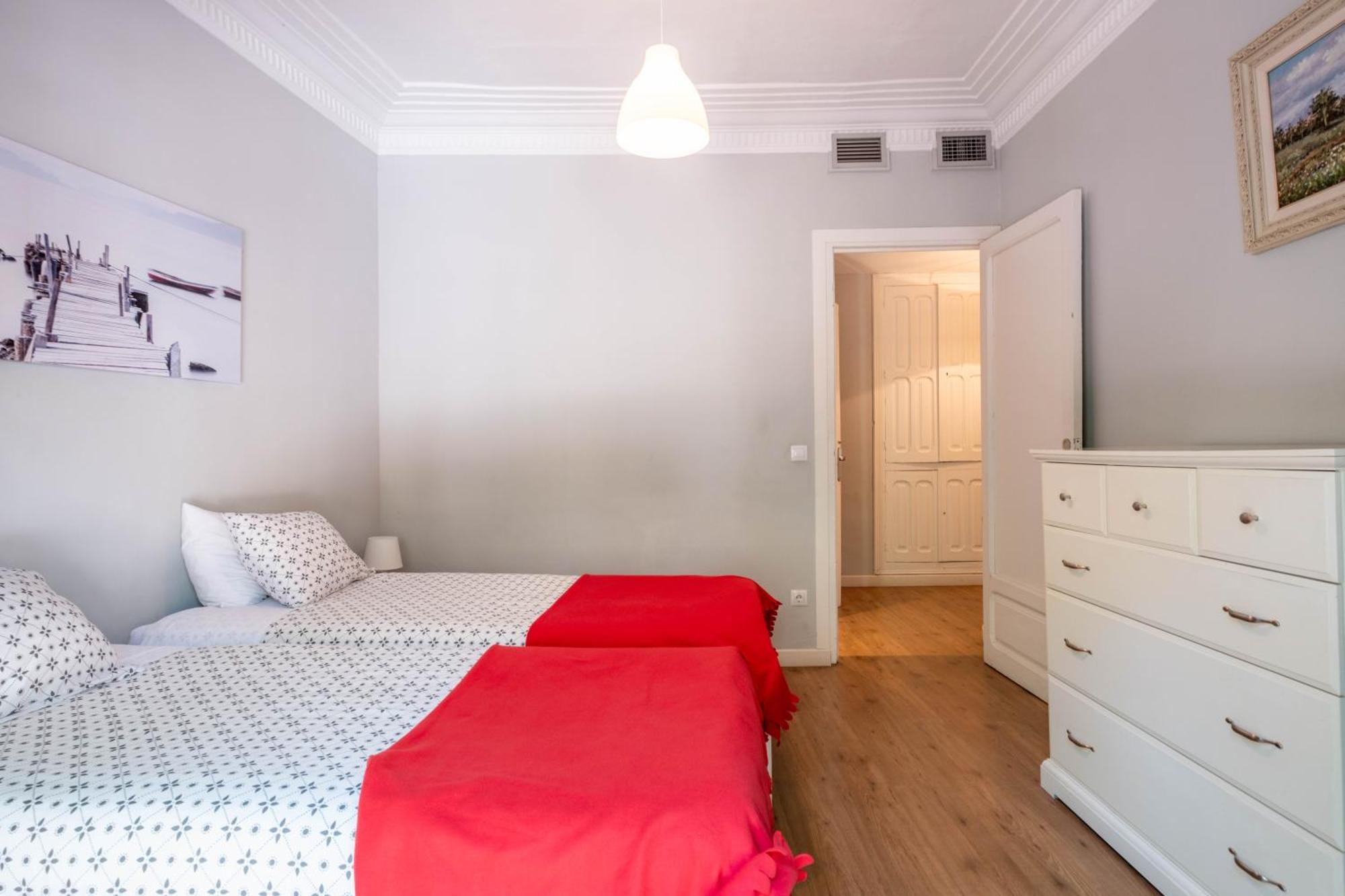 Apartamentos Coso Zaragoza Luaran gambar